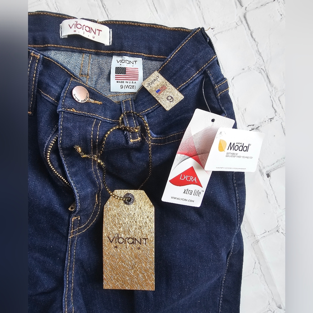 Vibrant Jeans